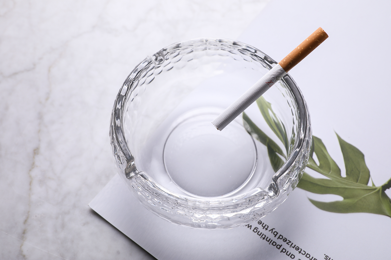 烟灰缸(玻璃产品摄影)