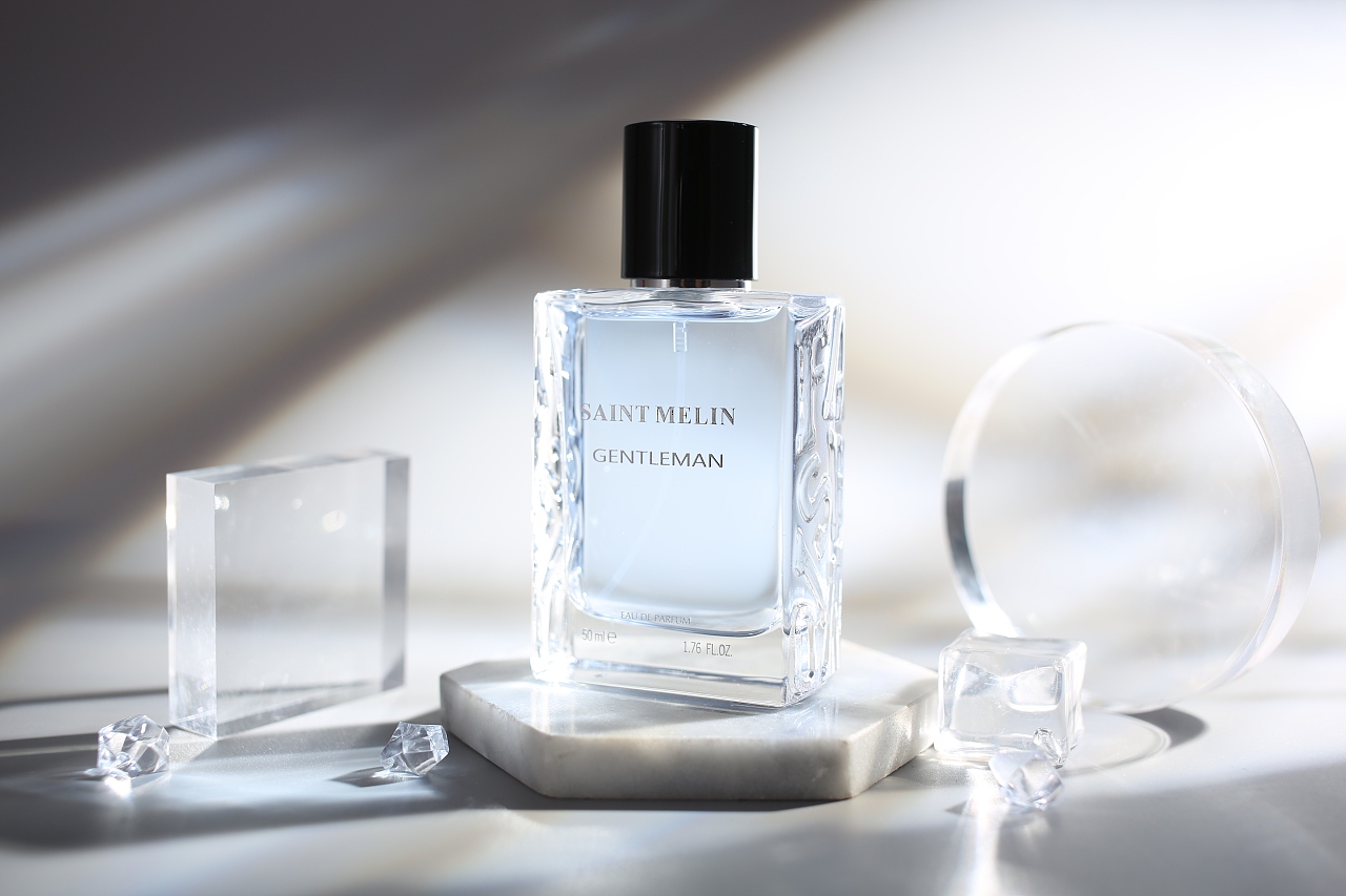 香水摄影产品广告静物拍摄化妆品拍照香水电商全案策划