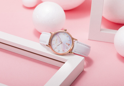 手表场景图|摄影|产品摄影|蓝色的皮卡丘 