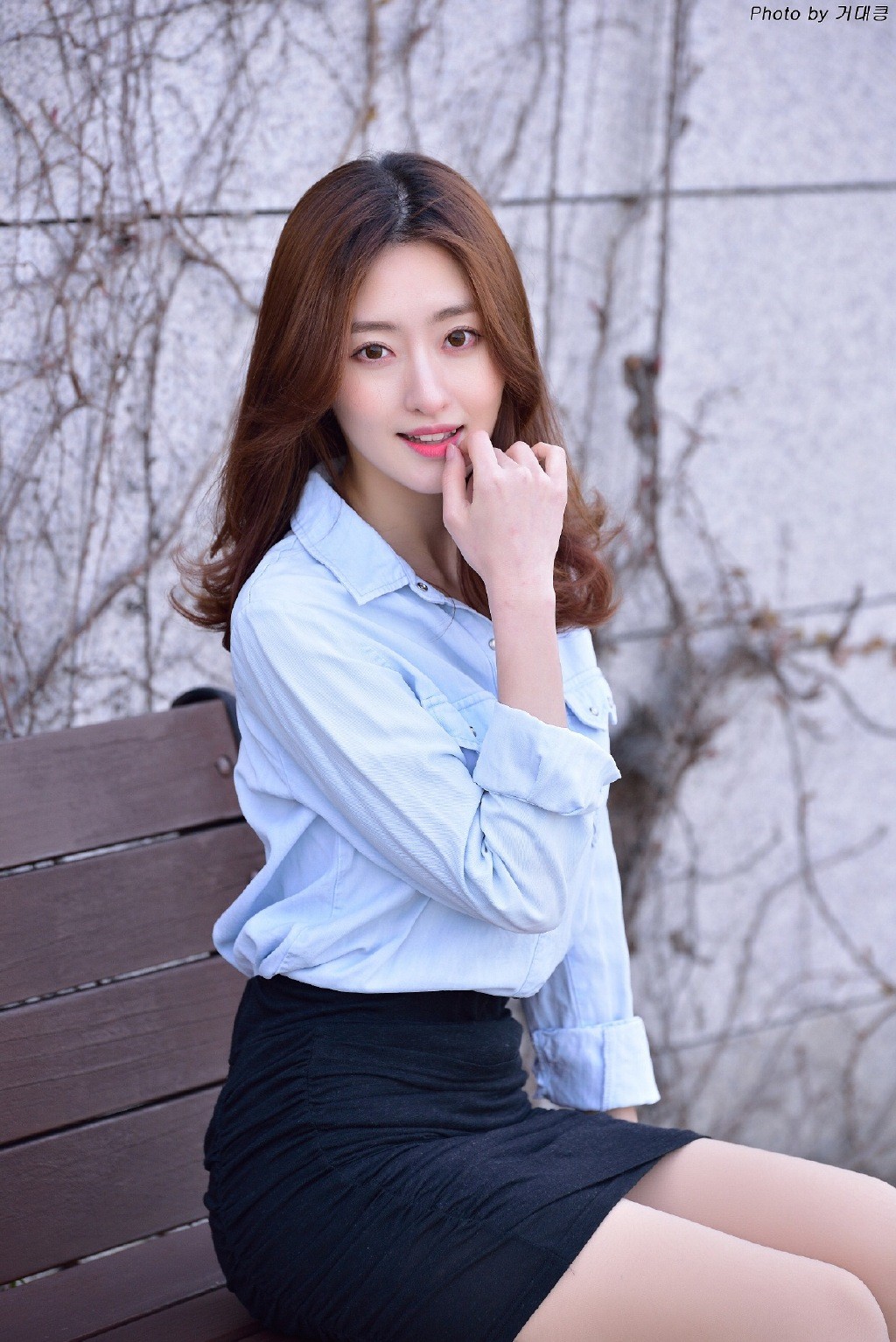 美图分享:韩国职场美女,高清外拍照